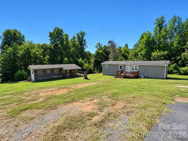 118 Hamlet Place, Ronda, NC 28670