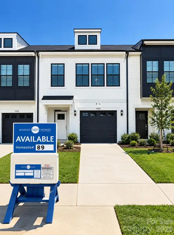 7450 Mashburn Drive, Charlotte, NC 28269