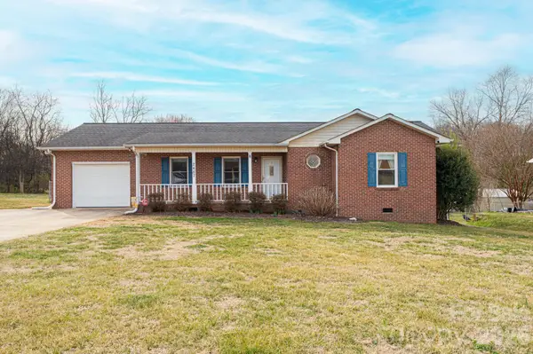 2487 Ashford Drive, Newton, NC 28658