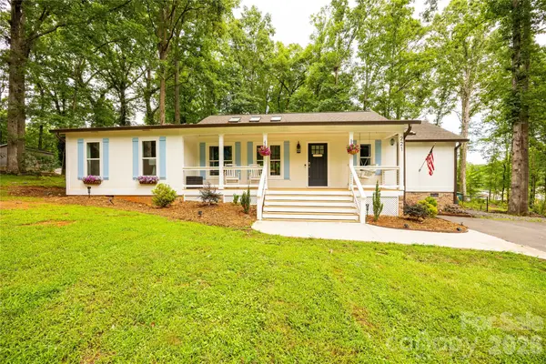 221 5th Street Ne, Conover, NC 28613