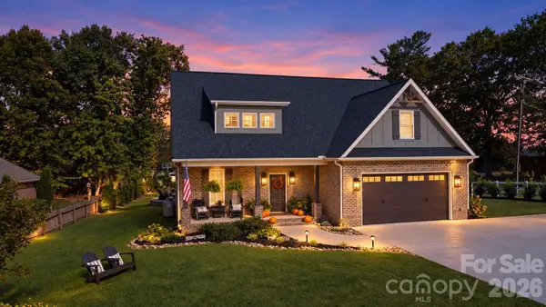 18 Wittenburg Springs Drive, Taylorsville, NC 28681