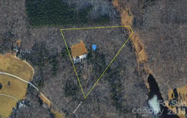 5014 Belle Pointe Court, Hillsborough, NC 27278