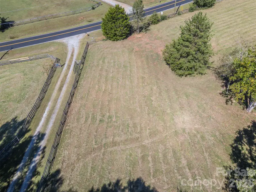 600 John Weaver Road, Columbus, NC 28722 - #3
