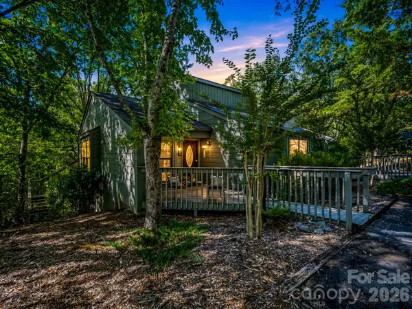 121 Quail Run Court #1629, Lake Lure, NC 28746