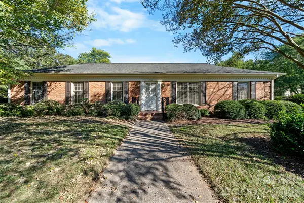 1910 13th Street Ne, Hickory, NC 28601