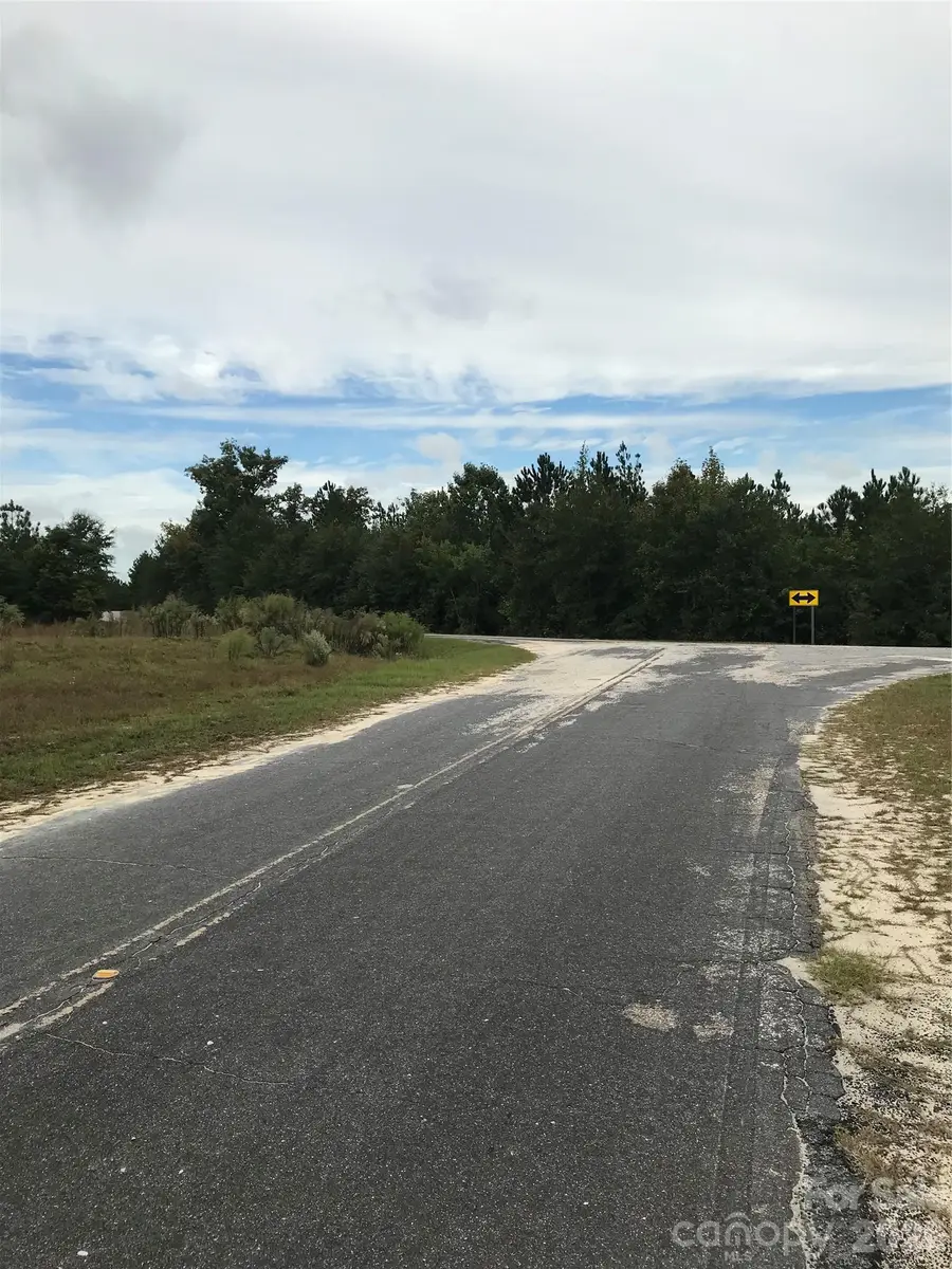 4090 Travellers Road, Kershaw, SC 29067 - #2