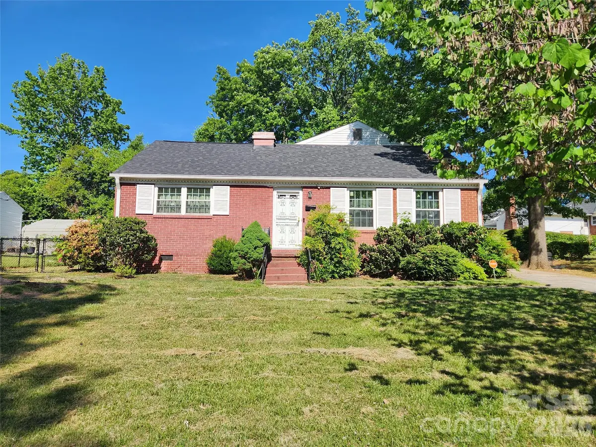 3012 Burbank Drive, Charlotte, NC 28216 - #1