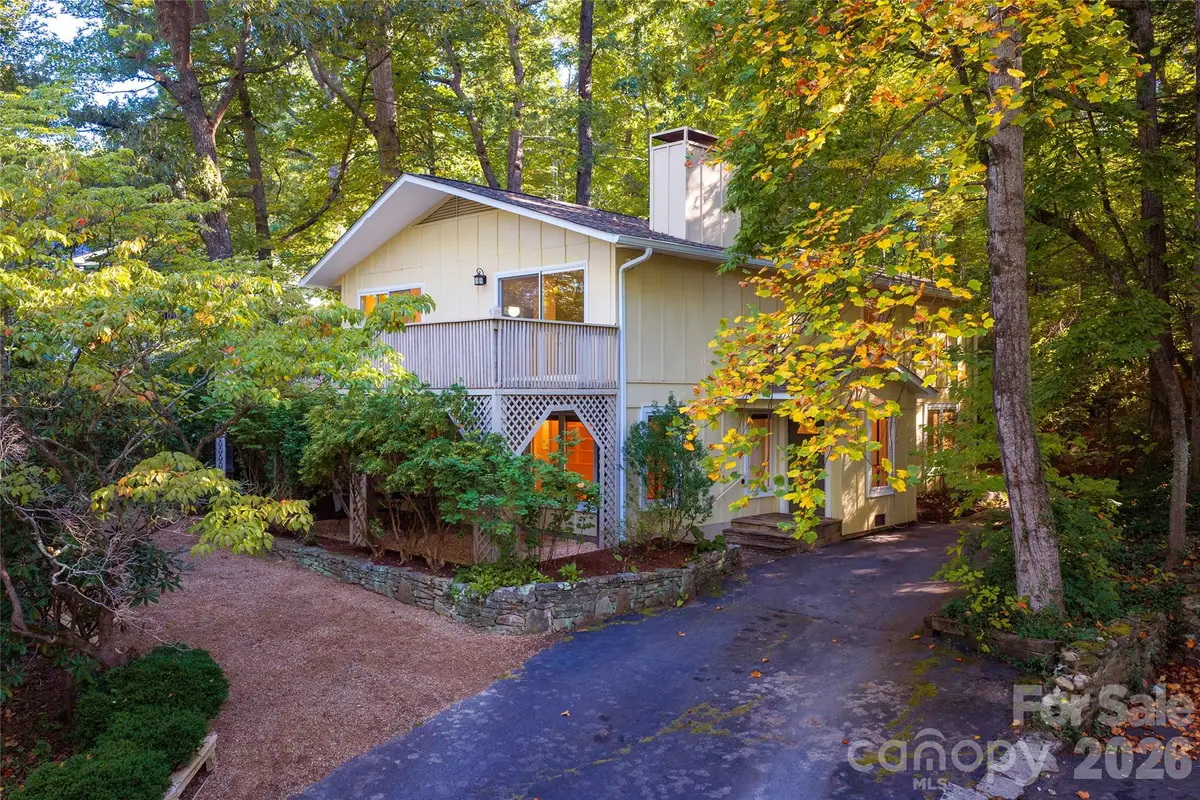 112 Rhododendron Avenue, Black Mountain, NC 28711 - #1