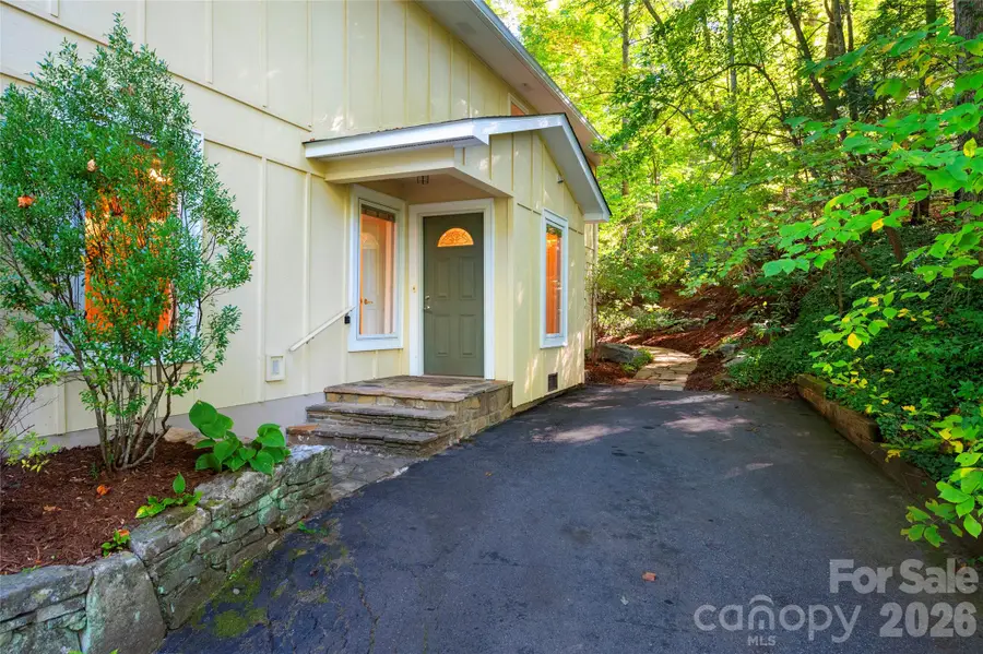 112 Rhododendron Avenue, Black Mountain, NC 28711 - #2
