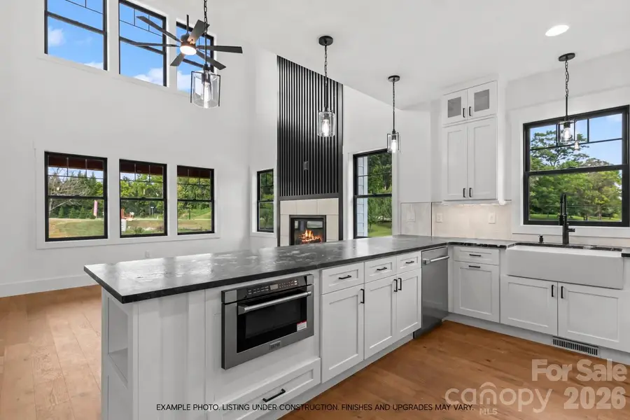 34 Martha Kate Drive #16, Hendersonville, NC 28792 - #3