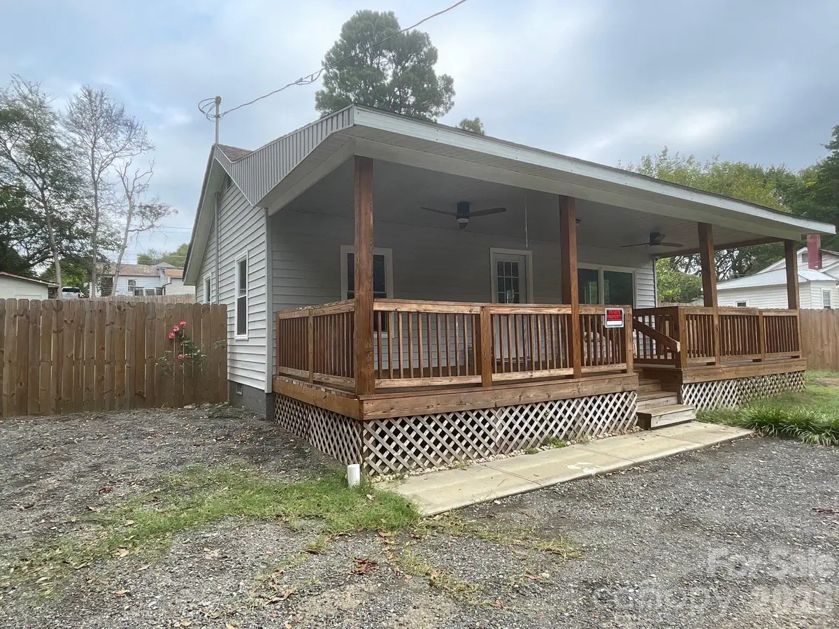 109 Walnut Avenue, Belmont, NC 28012 - #1