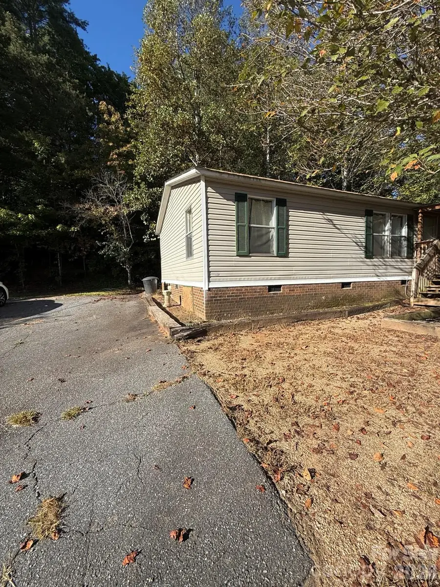 1516 Abington Road, Lenoir, NC 28645 - #2
