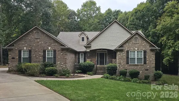 4587 Sawgrass Court, Denver, NC 28037