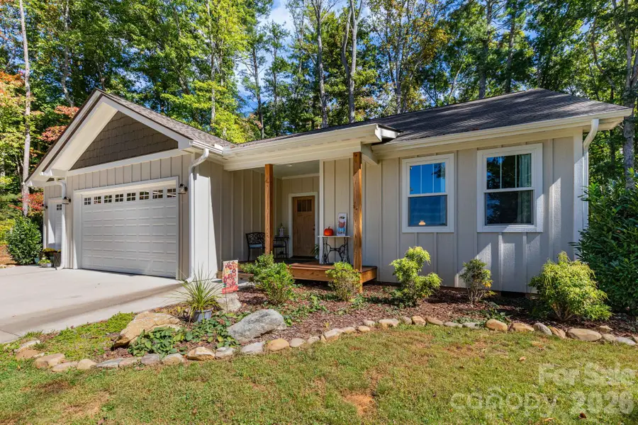 850 Mountain Haven Drive, Mars Hill, NC 28754 - #2