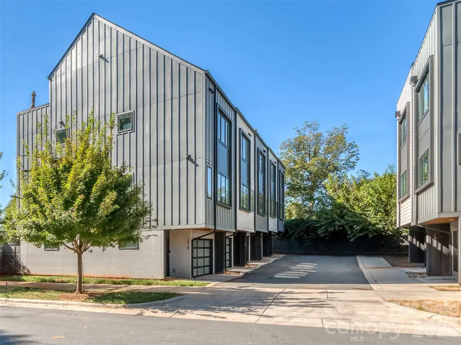 1919 W Trade Street, Charlotte, NC 28216 - #2