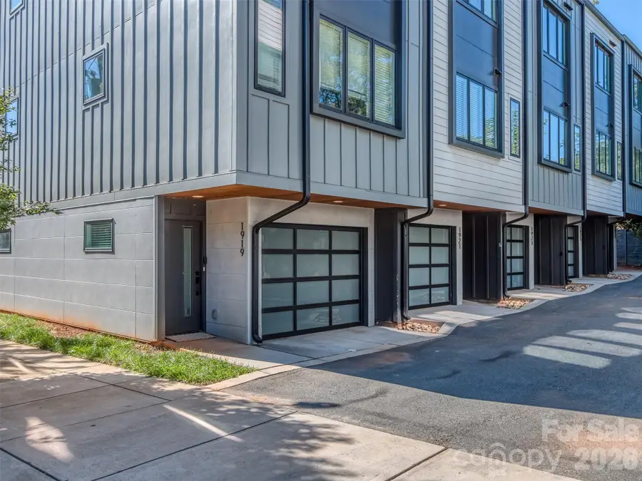 1919 W Trade Street, Charlotte, NC 28216 - #3
