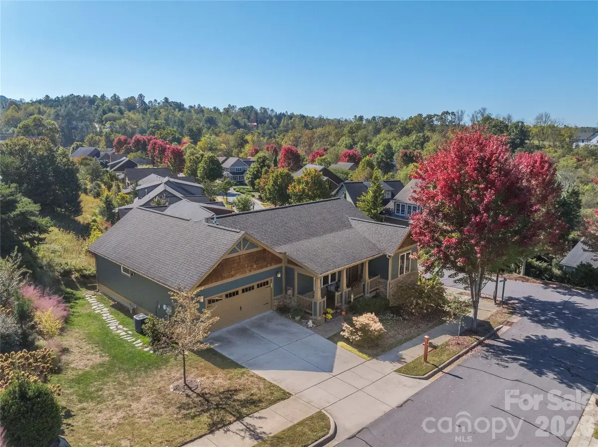 3 Bungalow Way, Asheville, NC 28804 - #1