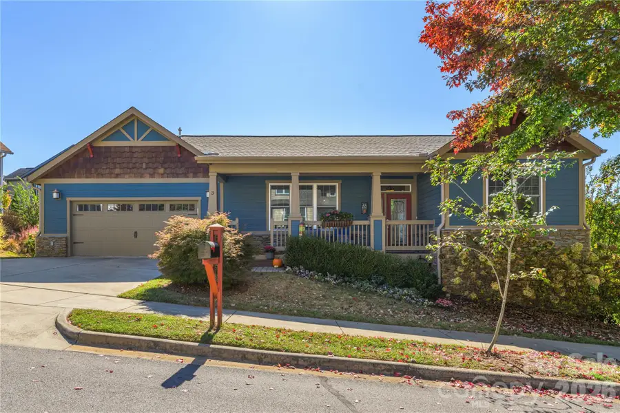 3 Bungalow Way, Asheville, NC 28804 - #2