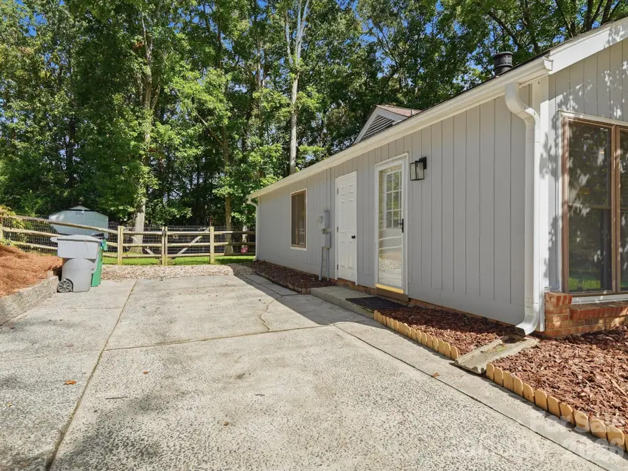 10702 Kingfisher Drive, Charlotte, NC 28226 - #3