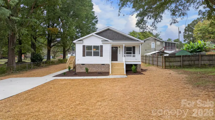 3898 Yarbrough Avenue, Winston Salem, NC 27106 - #3