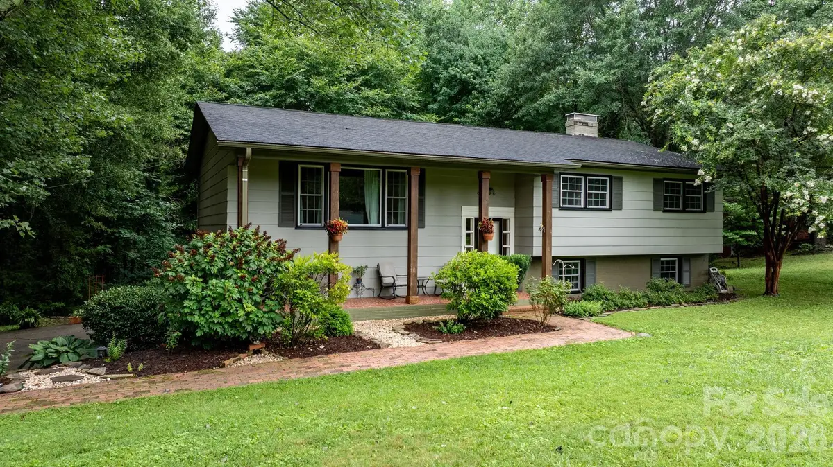 267 25th Avenue Nw, Hickory, NC 28601 - #1