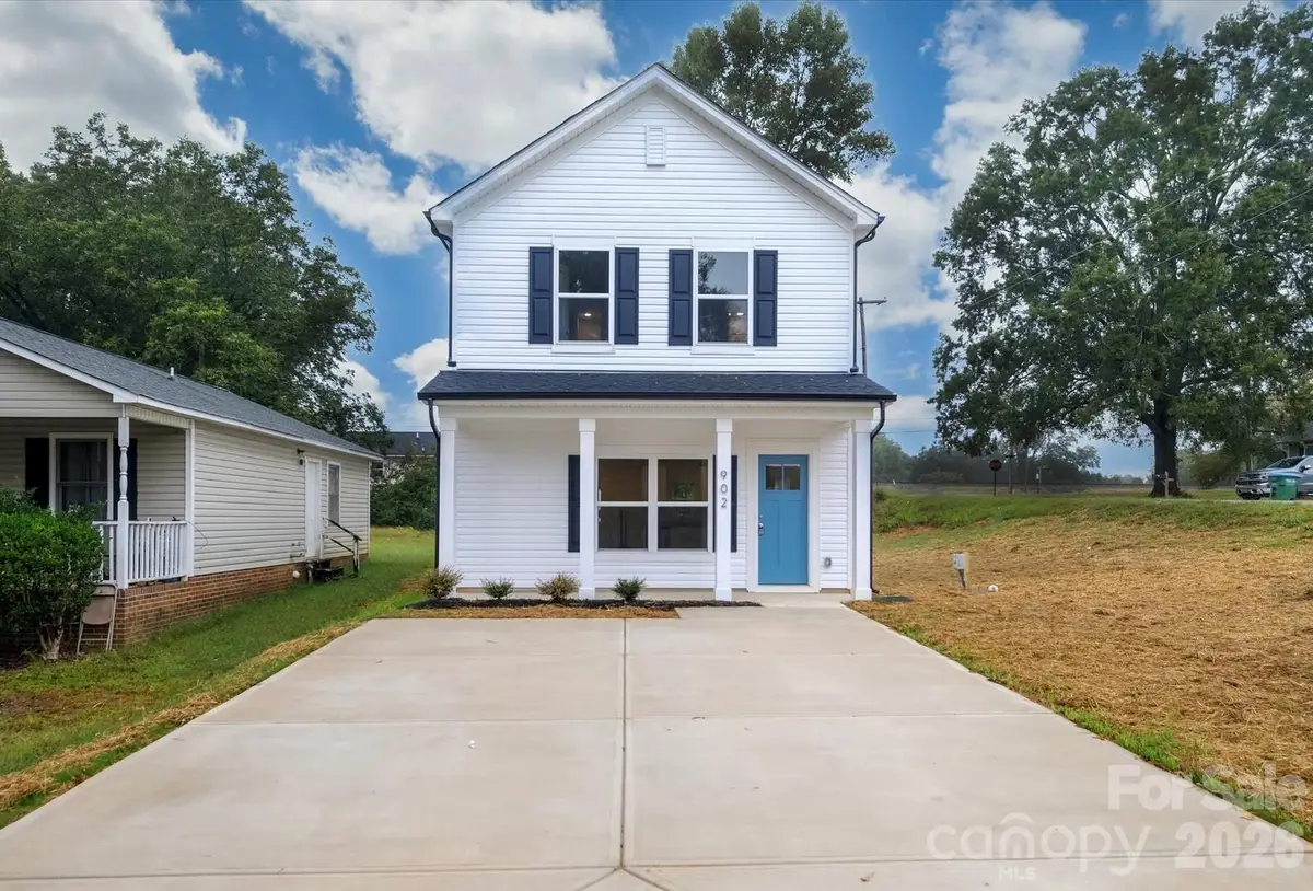 902 W Alabama Avenue, Bessemer City, NC 28016 - #1