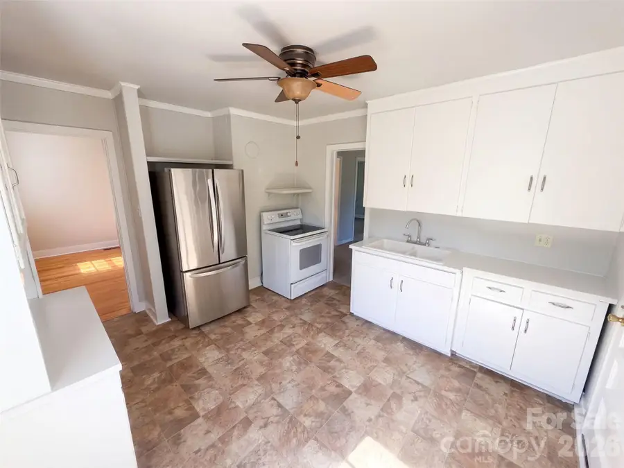 521 Grace Avenue, Lancaster, SC 29720 - #2