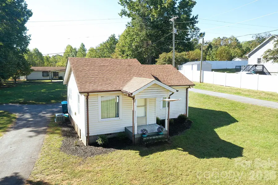 4173 S Fork Avenue, Hickory, NC 28602 - #3