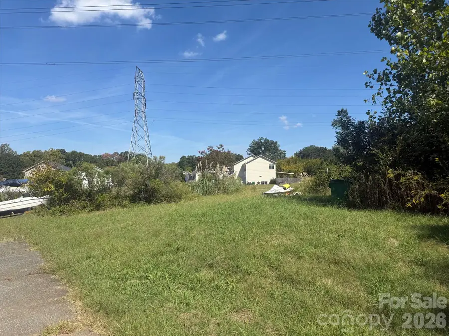 815 Oakdale Road, Charlotte, NC 28216 - #3