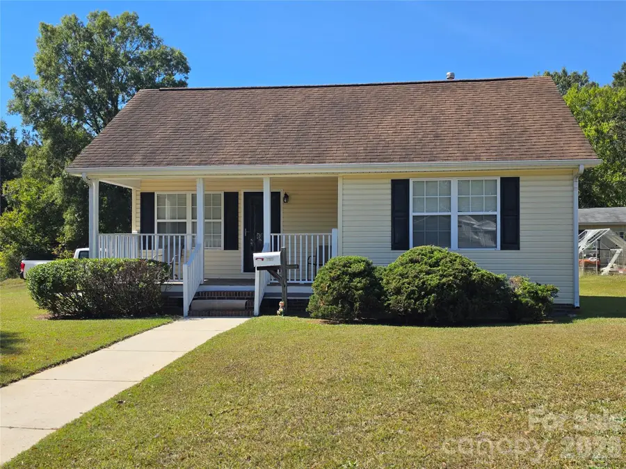 218 Center Street, Chester, SC 29706 - #2