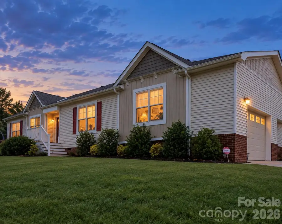 224 Pete Luther Road, Candler, NC 28715 - #2