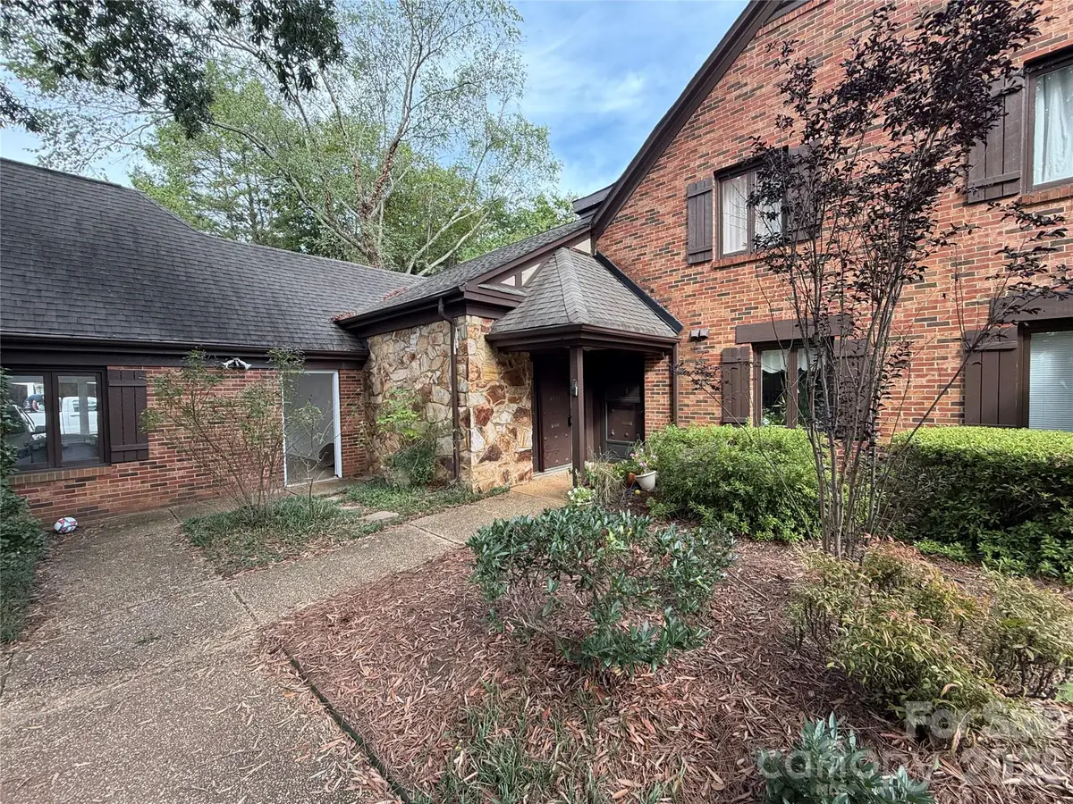 7022 Quail Hill Road, Charlotte, NC 28210 - #1