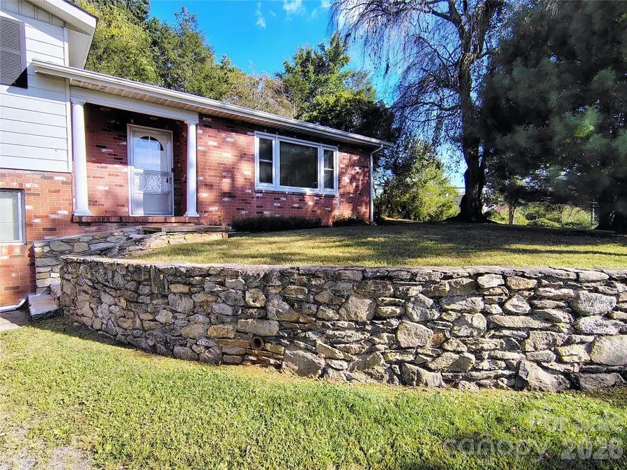 69 Alexander Road, Weaverville, NC 28787 - #3