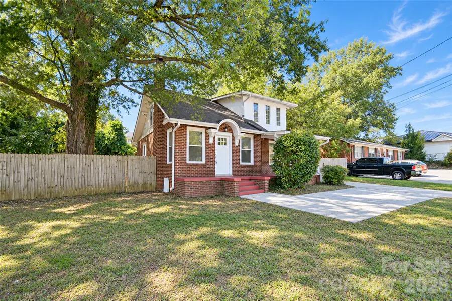 322 Salisbury Road, Statesville, NC 28677 - #2