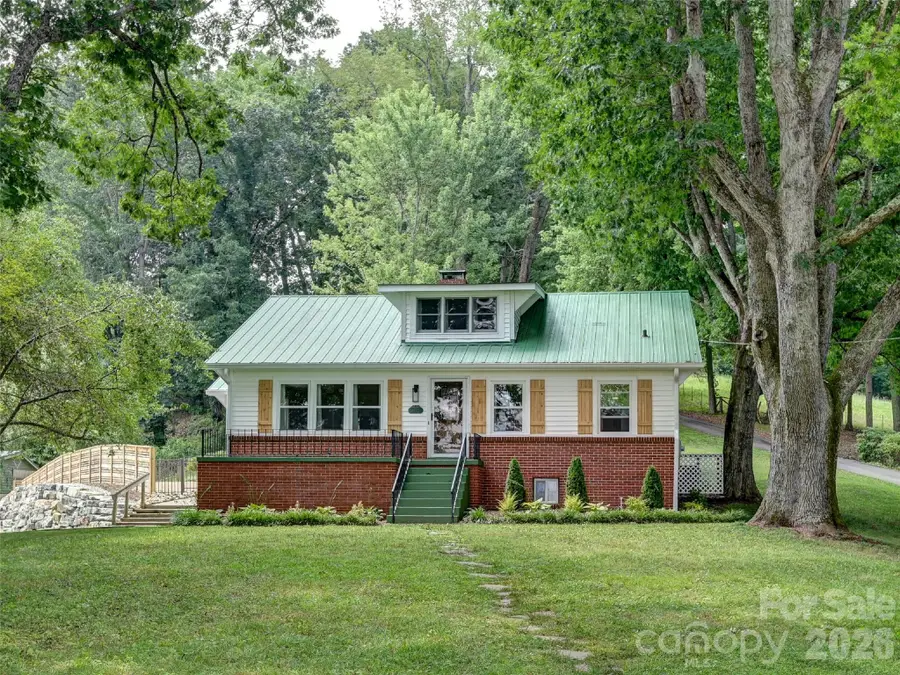 1110 Queentown Road, Canton, NC 28716 - #2