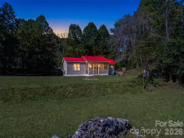 468 Willow Springs Cove, Hendersonville, NC 28739