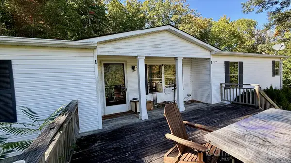 898 Rock Creek Road, Burnsville, NC 28714