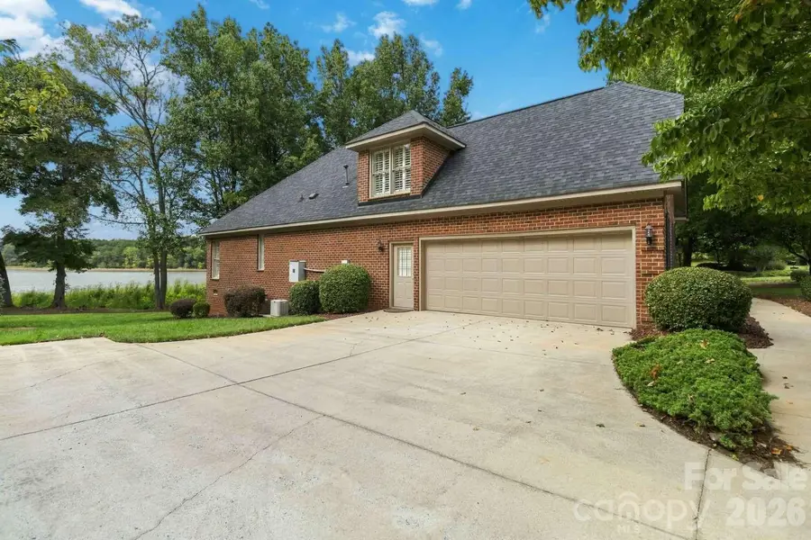 1106 Westlake Drive, Kannapolis, NC 28081 - #3