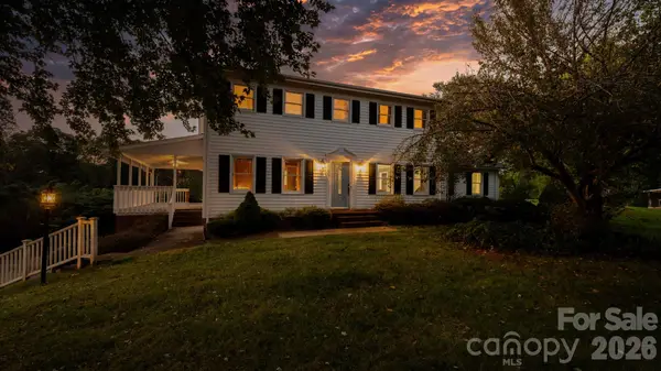 1522 Midland Drive, Hudson, NC 28638