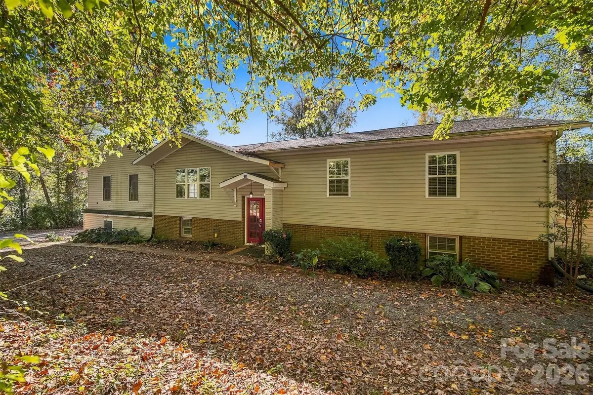 183 Falls Avenue, Granite Falls, NC 28630 - #1
