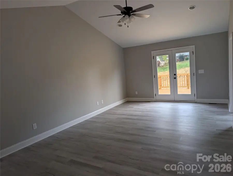 2746 Magnolia Street, Conover, NC 28613 - #3