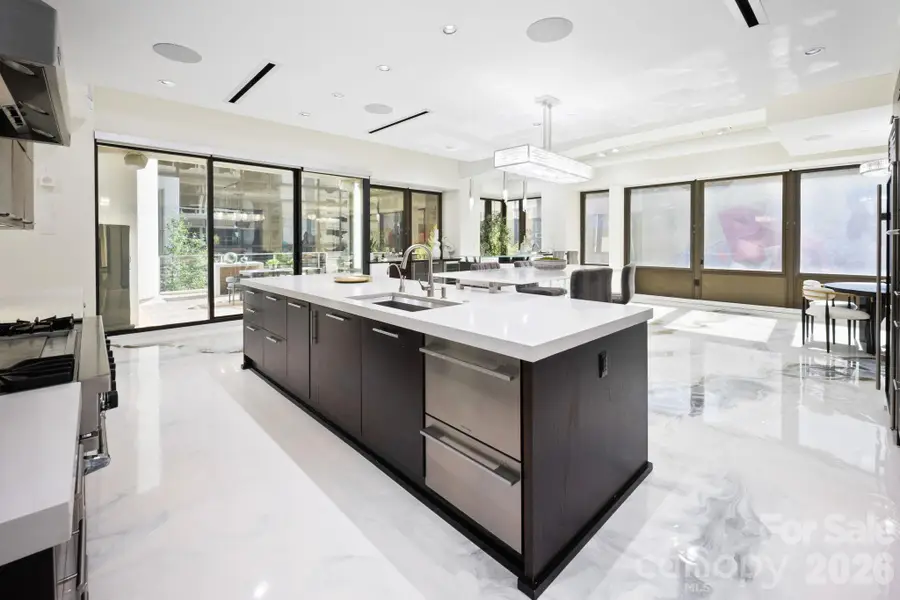139 Tryon Street, Charlotte, NC 28202 - #3