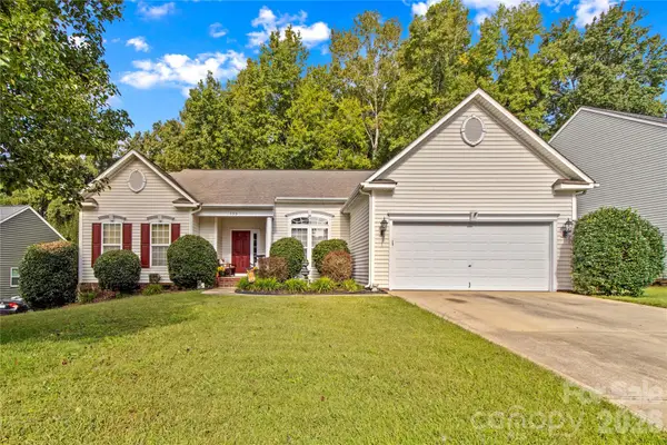 133 Flowering Grove Lane, Mooresville, NC 28115