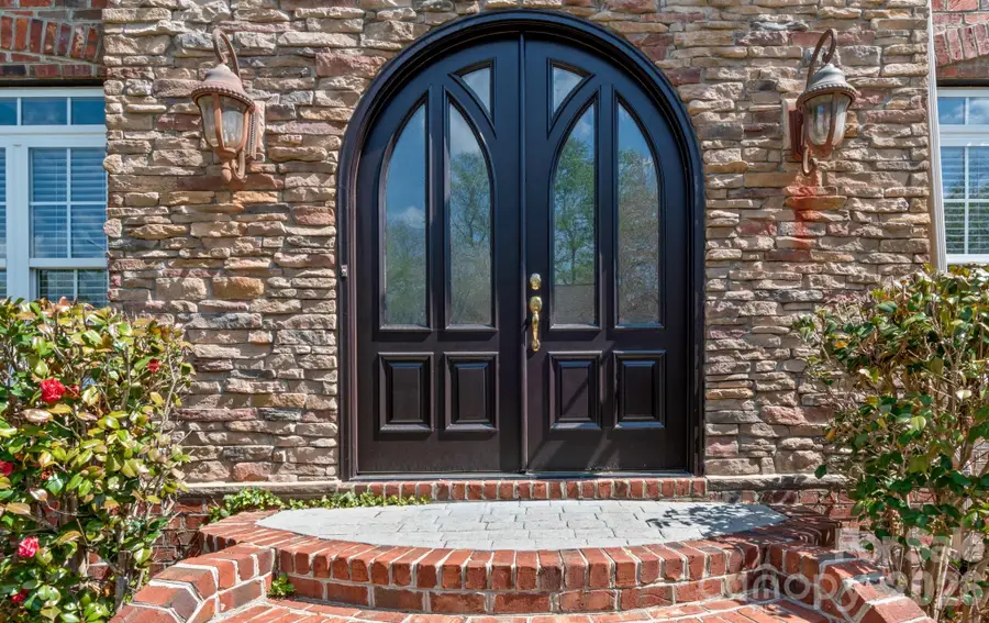 1391 Somerset Cove Drive, Winston Salem, NC 27103 - #2
