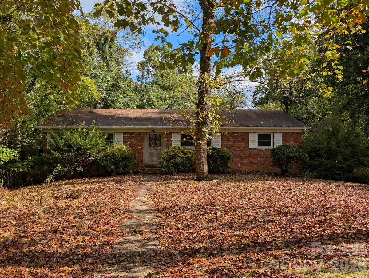 25 Chateau Place, Asheville, NC 28805 - #1