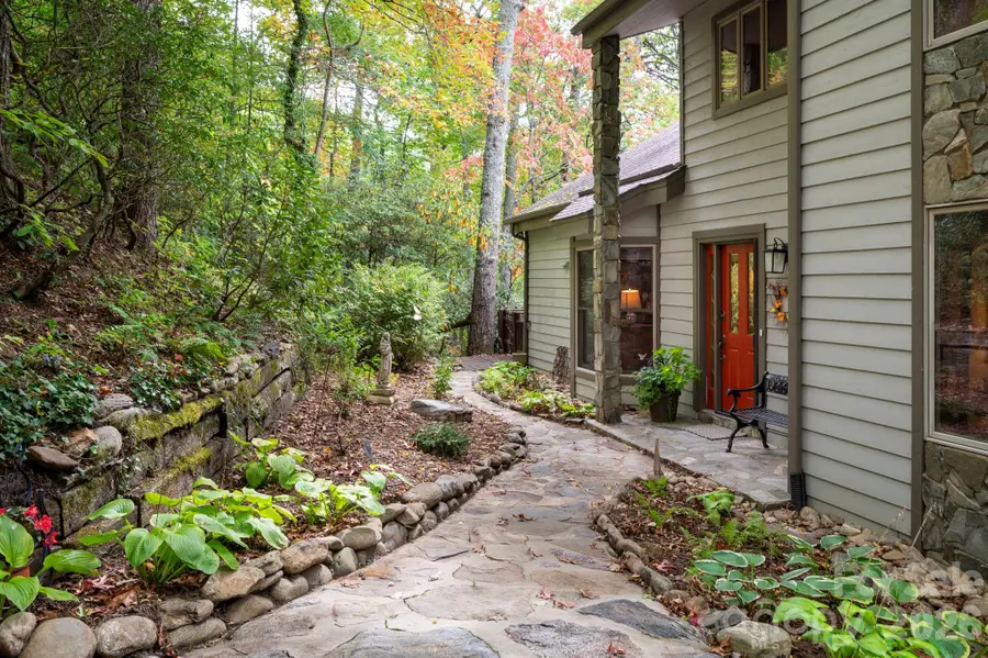 355 Summer Haven Road, Swannanoa, NC 28778 - #2