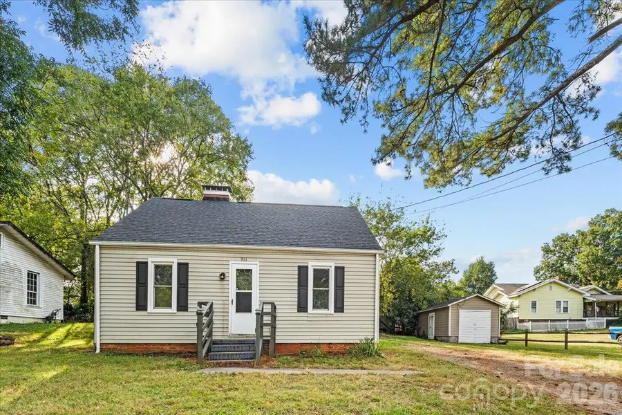 911 Carolina Avenue, Albemarle, NC 28001 - #2