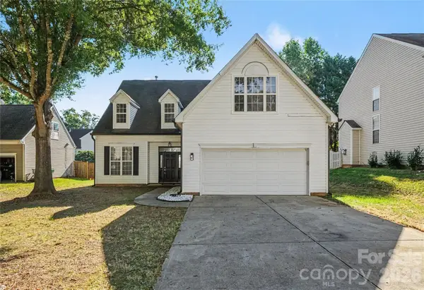 8030 Shiny Meadow Drive, Charlotte, NC 28215