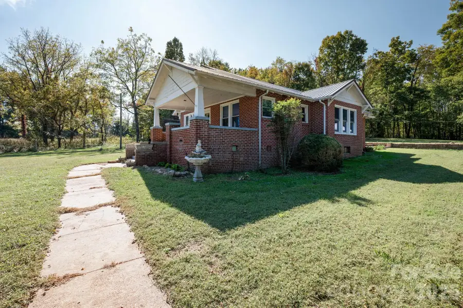 2401 Nc 181 Highway, Morganton, NC 28655 - #2