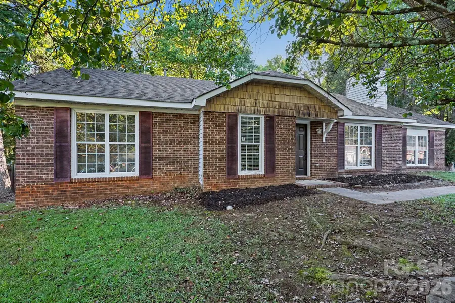 6411 Rocklake Drive, Charlotte, NC 28214 - #2